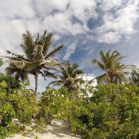 Airport Beach Hotel Hulhumale Kültér fotó