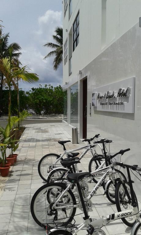 Airport Beach Hotel Hulhumale Kültér fotó