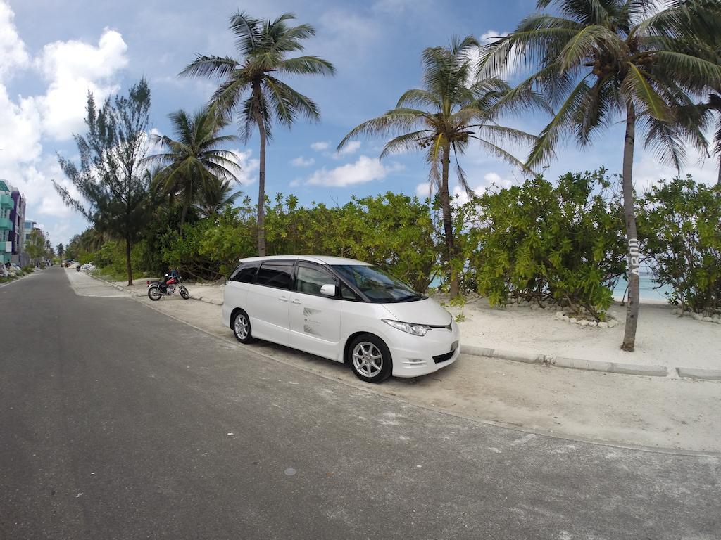 Airport Beach Hotel Hulhumale Kültér fotó