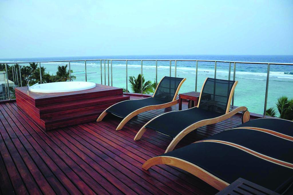 Airport Beach Hotel Hulhumale Kültér fotó
