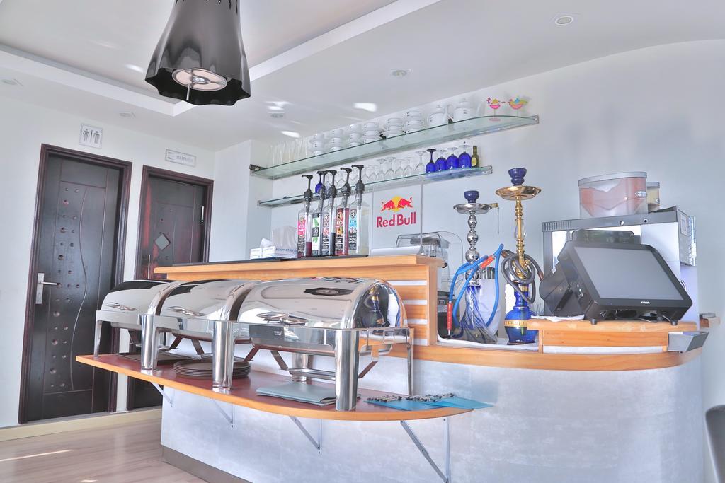 Airport Beach Hotel Hulhumale Kültér fotó