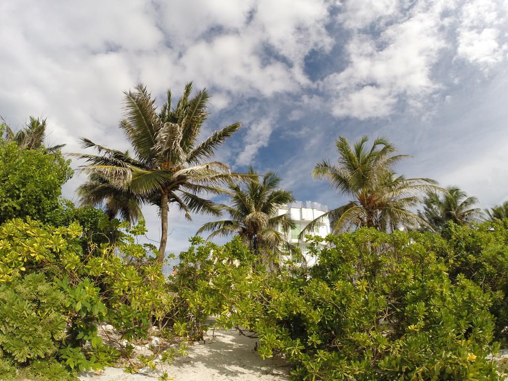Airport Beach Hotel Hulhumale Kültér fotó