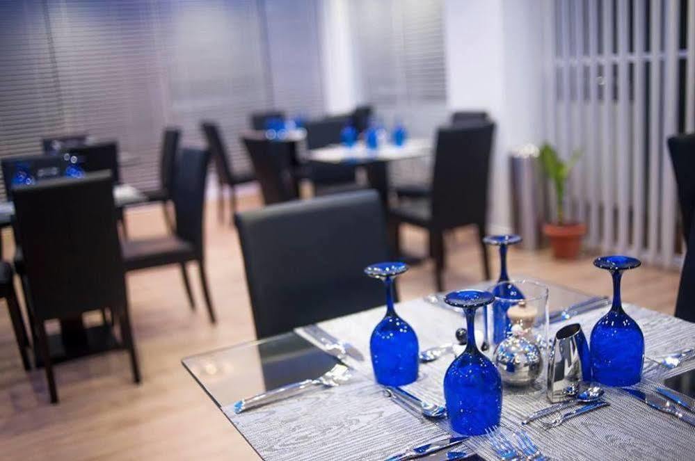 Airport Beach Hotel Hulhumale Kültér fotó