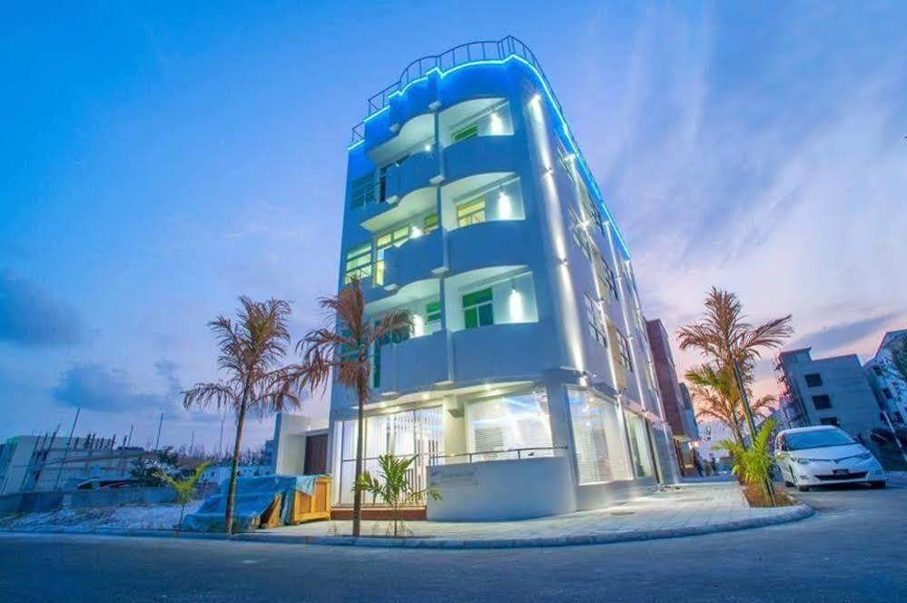 Airport Beach Hotel Hulhumale Kültér fotó